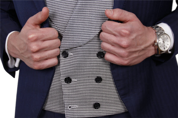 CHALECO PATA DE GALLO GRIS