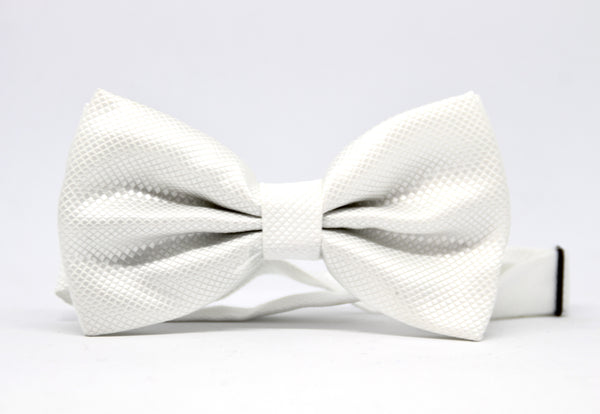 WHITE PIQUÉ BOW TIE