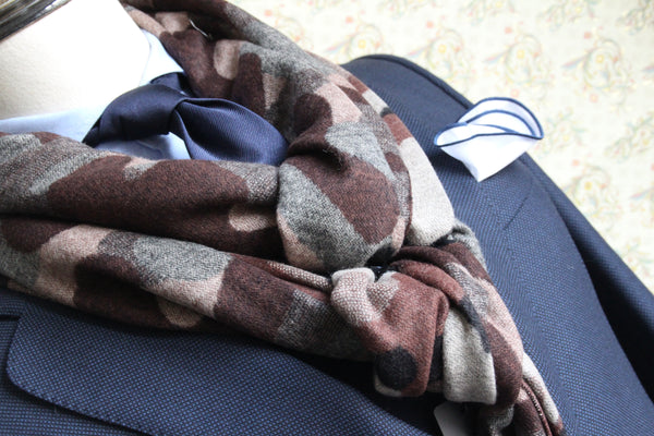 CAMOUFLAGE BROWN SCARF