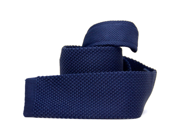 NAVY KNITTED
