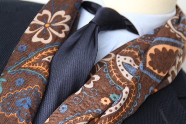 BROWN FLOWERS SCARF
