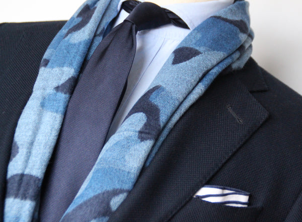 BLUE CAMOUFLAJE SCARF