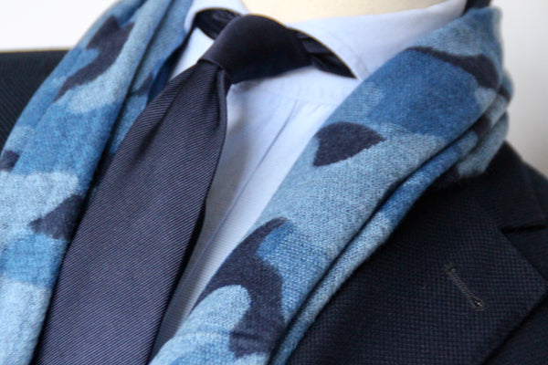 BLUE CAMOUFLAJE SCARF