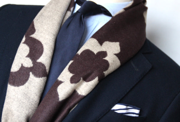 BROWN/BEIGE MEDALLIONS SCARF